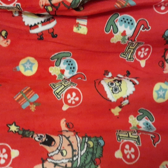 NWT SPONGEBOB SquarePants Yellow shirt 60% Cotton 40% Polyester Pants 100% Poly - Picture 3 of 4